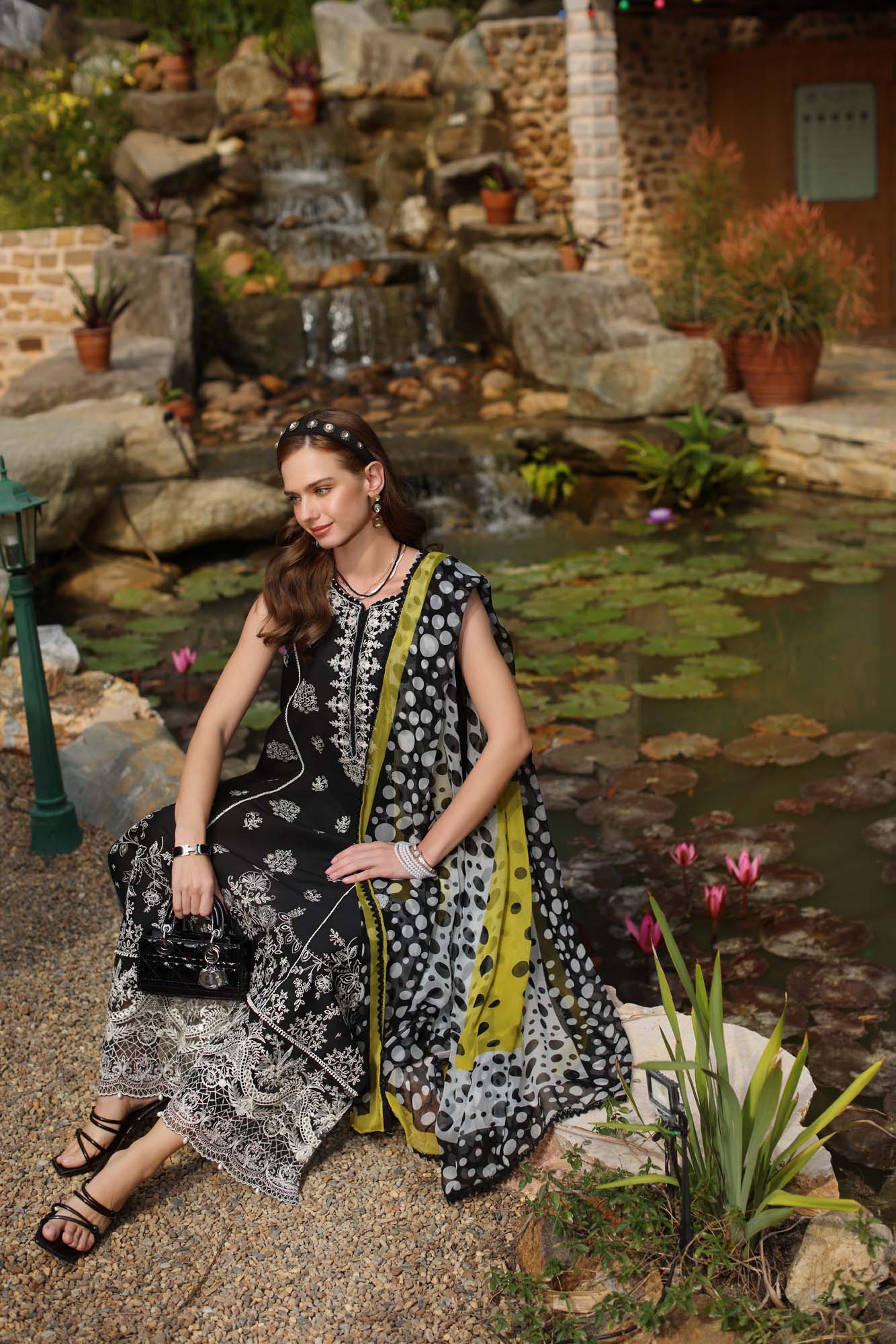 Noor by Saadia Asad | Luxe Chikankari 25 | D3-B - House Of Anaya
