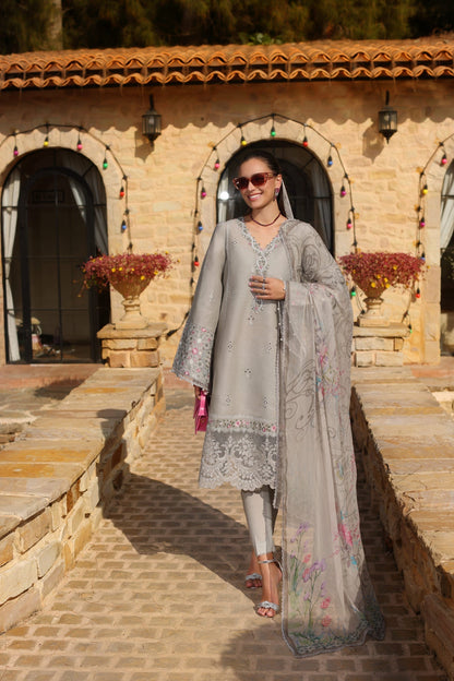 Noor by Saadia Asad | Luxe Chikankari 25 | D1-B - House Of Anaya