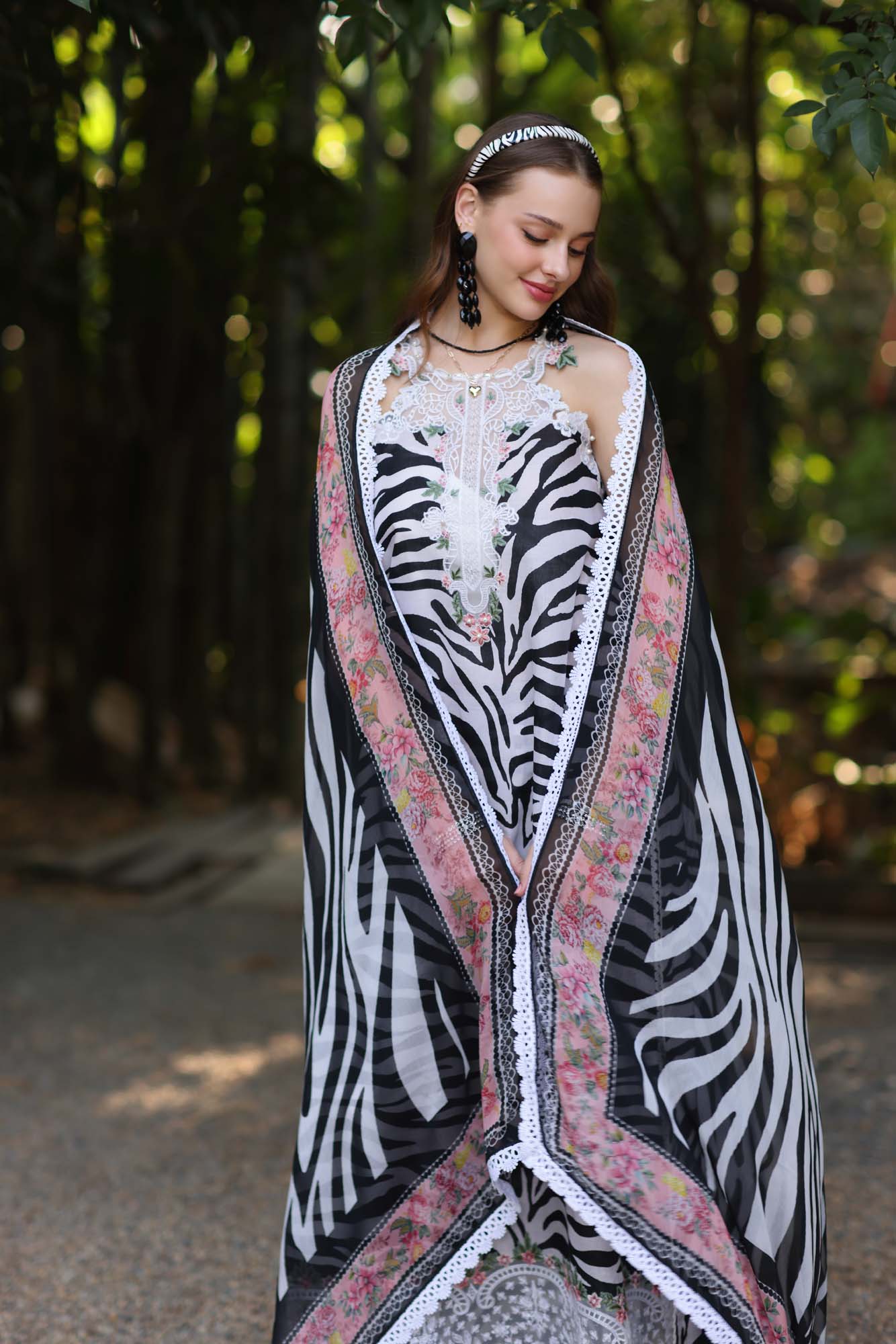Noor by Saadia Asad | Eid Luxe Printedkari | D1-B