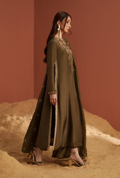 AJR Couture | Modern Muse Luxe Pret | Zyre
