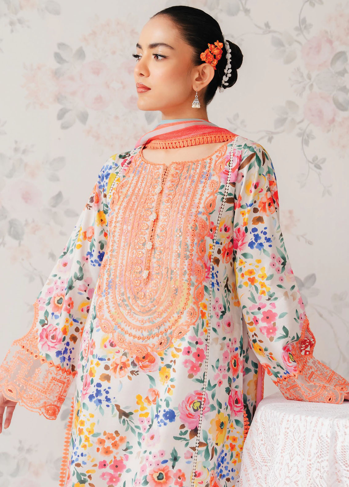 Afrozeh The Floral Charm Embroidered Lawn 3Pc Suit AL-24-V1-06