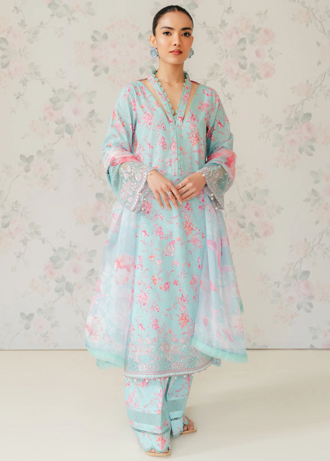 Afrozeh The Floral Charm Embroidered Lawn 3Pc Suit AL-24-V1-07