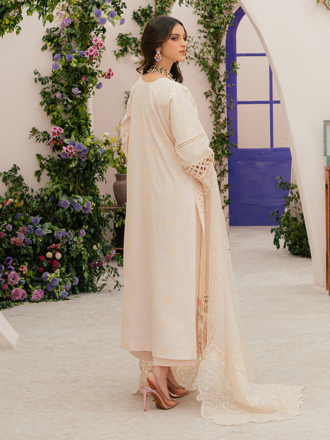 Mahnur | Allenura Luxury Lawn 24 | ALLORA - House Of Anaya