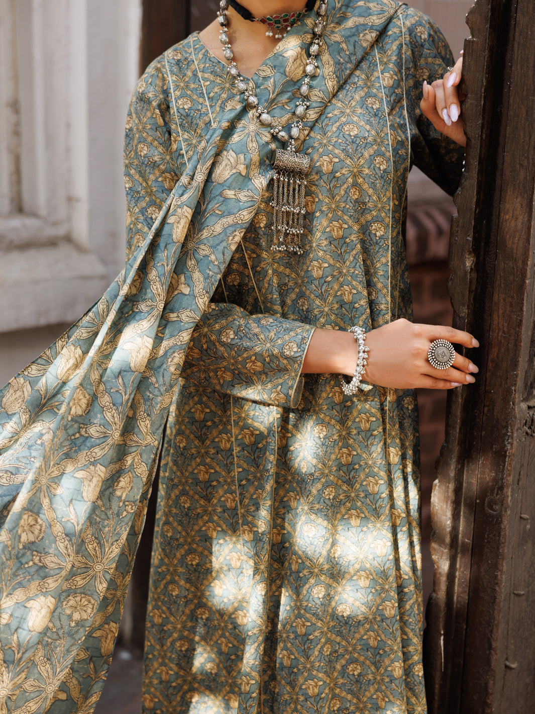 Almirah | Traditional Tale | ALP-3PS-2130