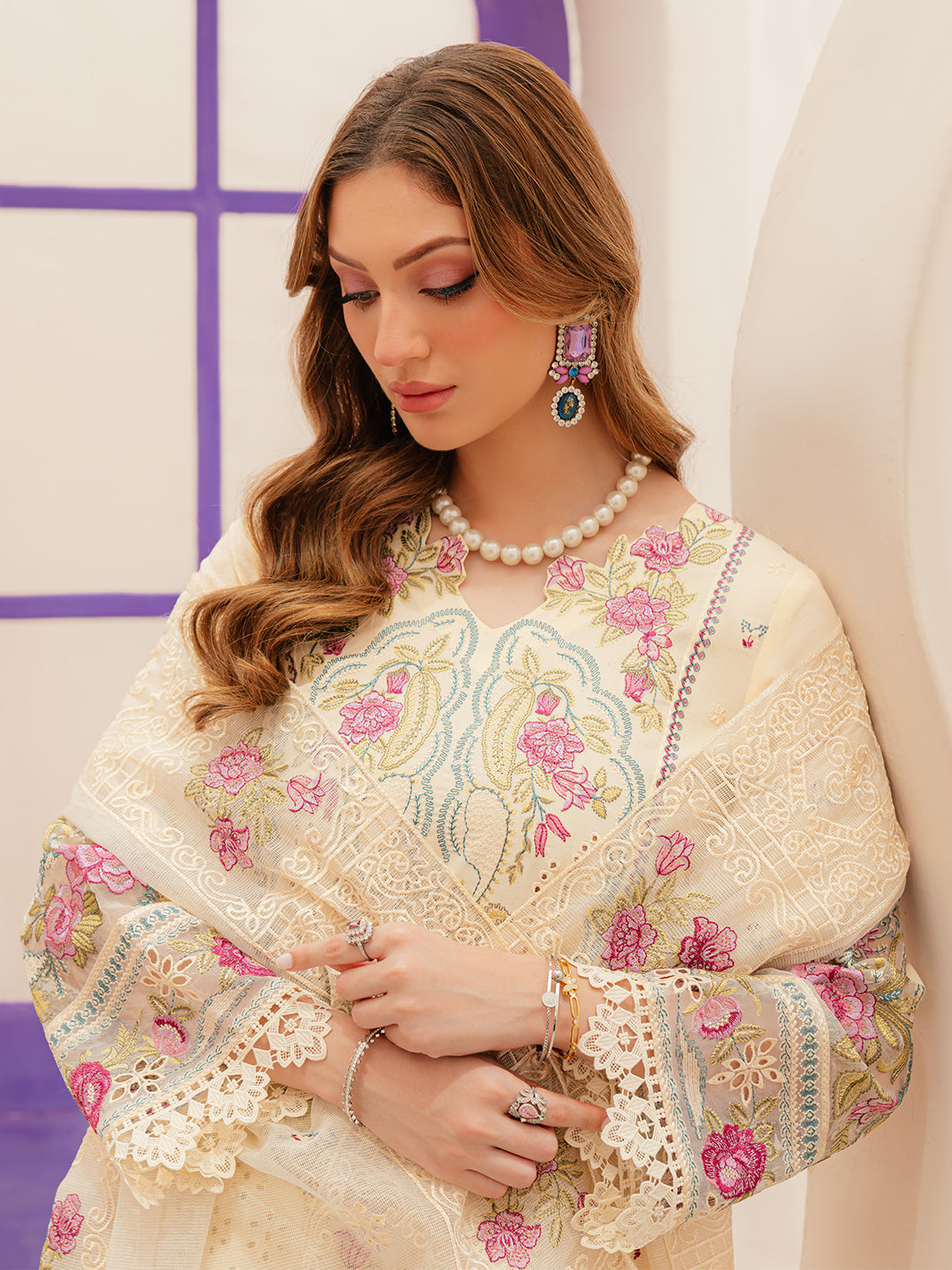 Mahnur | Allenura Luxury Lawn 24 | AMOUR - House Of Anaya