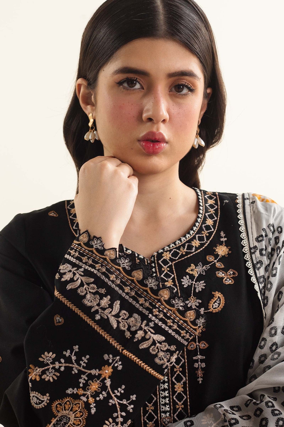 Zara Shahjahan | Coco Lawn Vol 2 | ARELA-7B - House Of Anaya