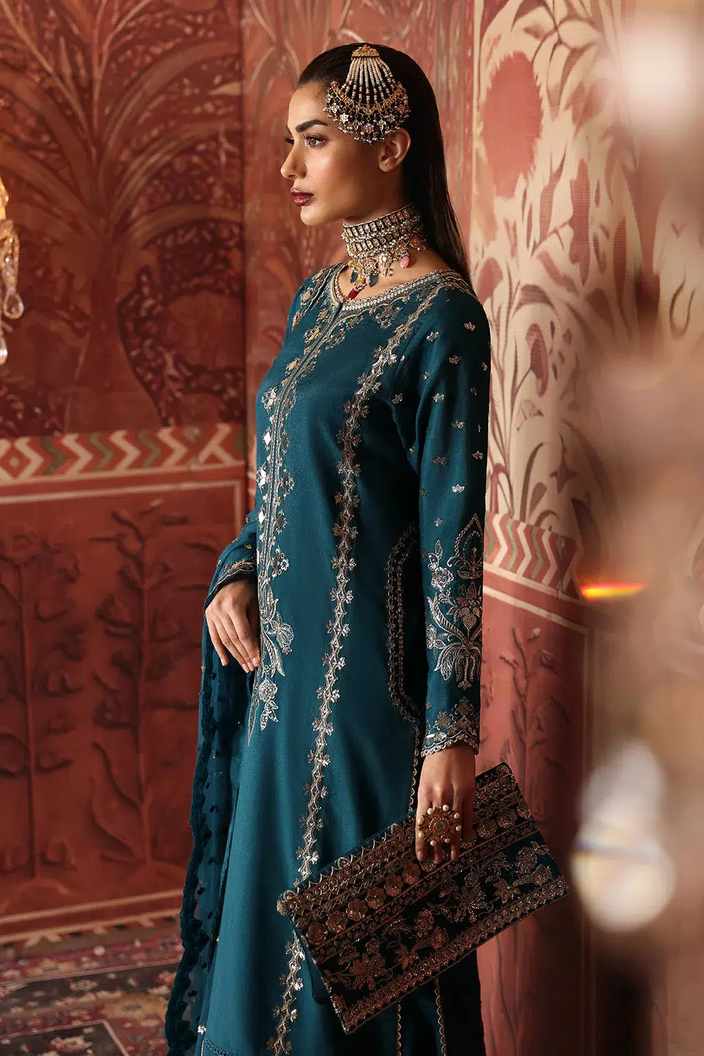Afrozeh | Divani Silk Edit 23 | Kaira - House Of Anaya