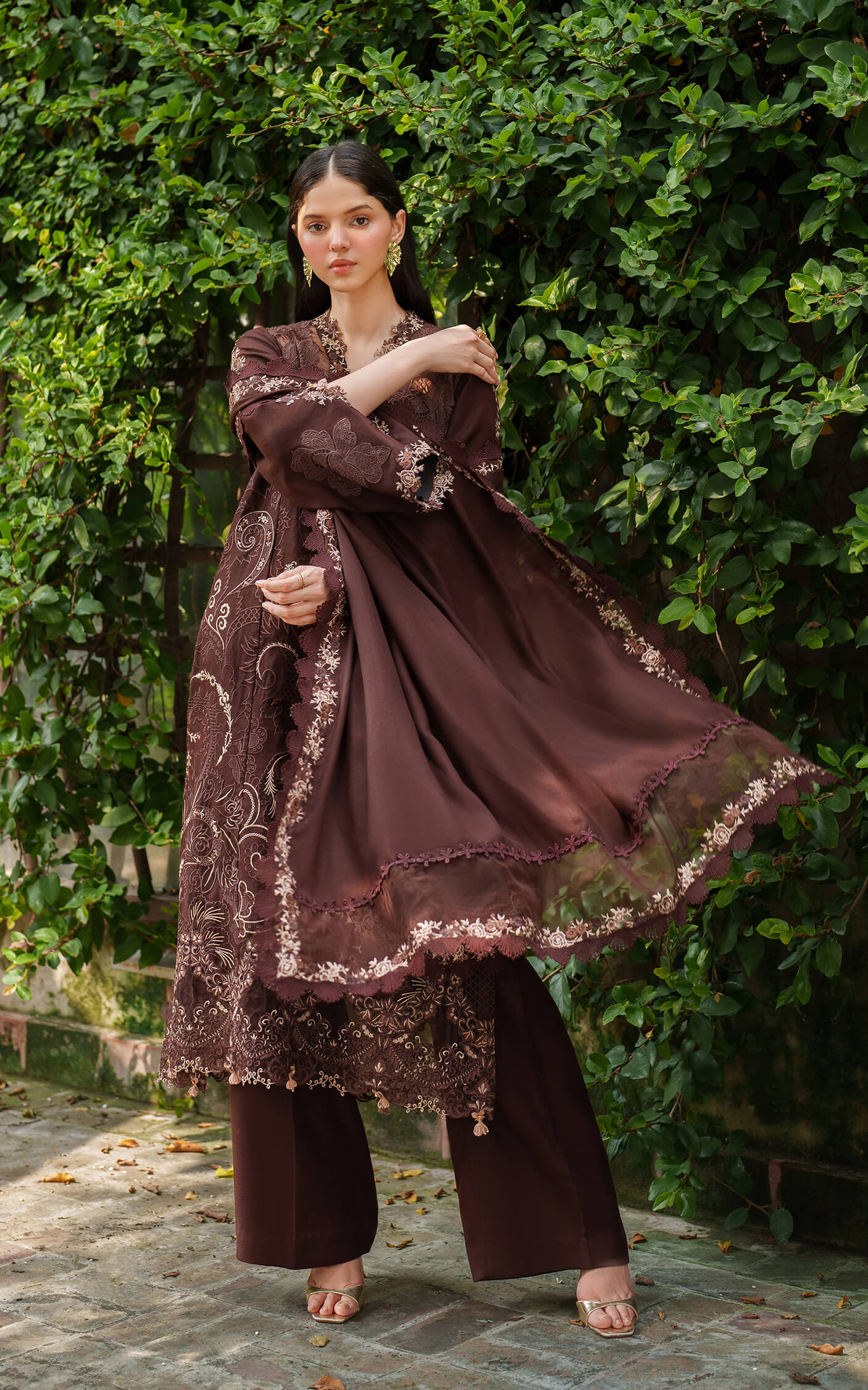 Asifa and Nabeel | Pashmina Luxe 25 | Aima LWC25-10