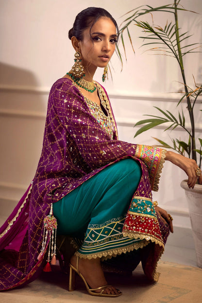 Annus Abrar | Melia Luxe Formals | Karen