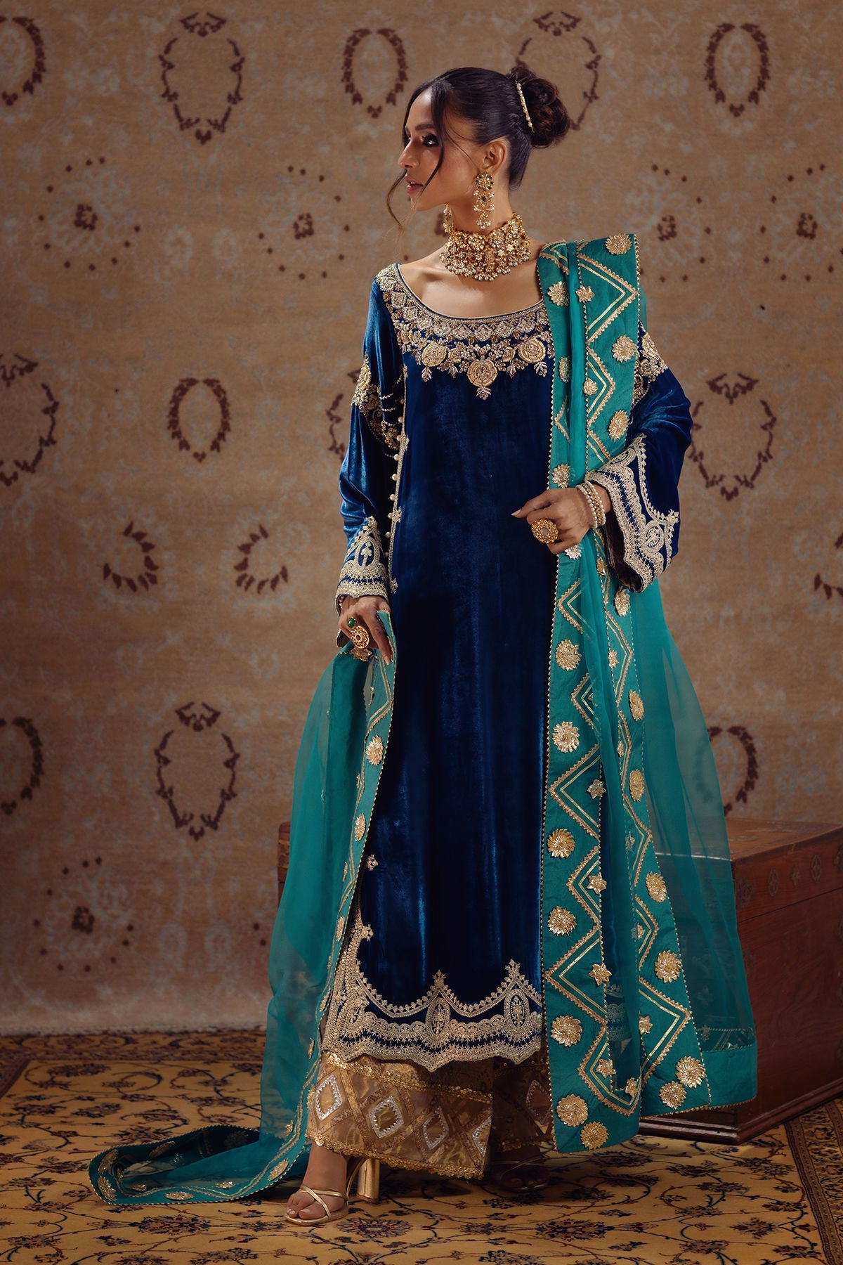 Annus Abrar | Mirha Winter Velour | Riyana