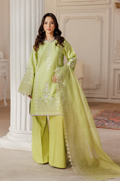 Saffron | Le Soleil 25 | Pear Drift