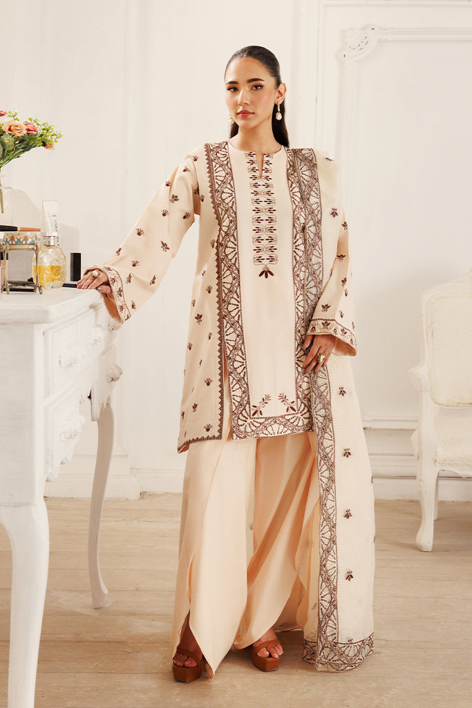 Saffron | Le Soleil 25 | Dusky Dreams