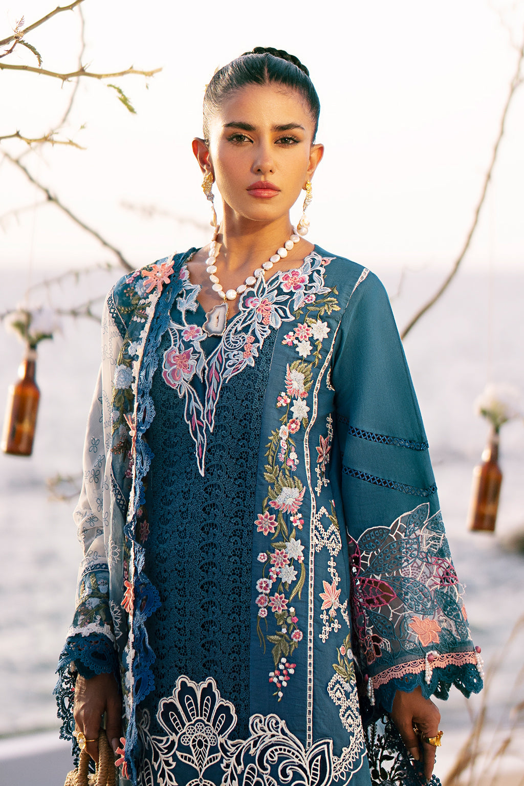 AJR Couture | Dastan Luxury Lawn 25 | Aura - House Of Anaya