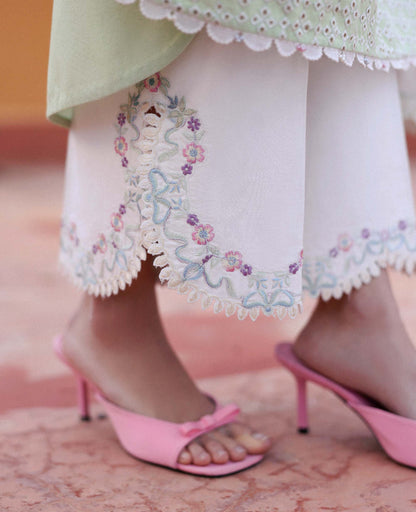 Republic Womenswear | Embroidered Pret 26 | Aurore