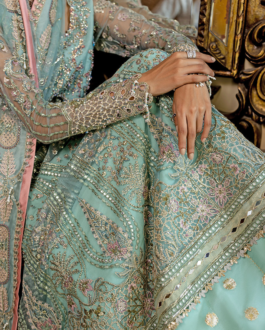 Mushq | Darlings Formals | Bindu