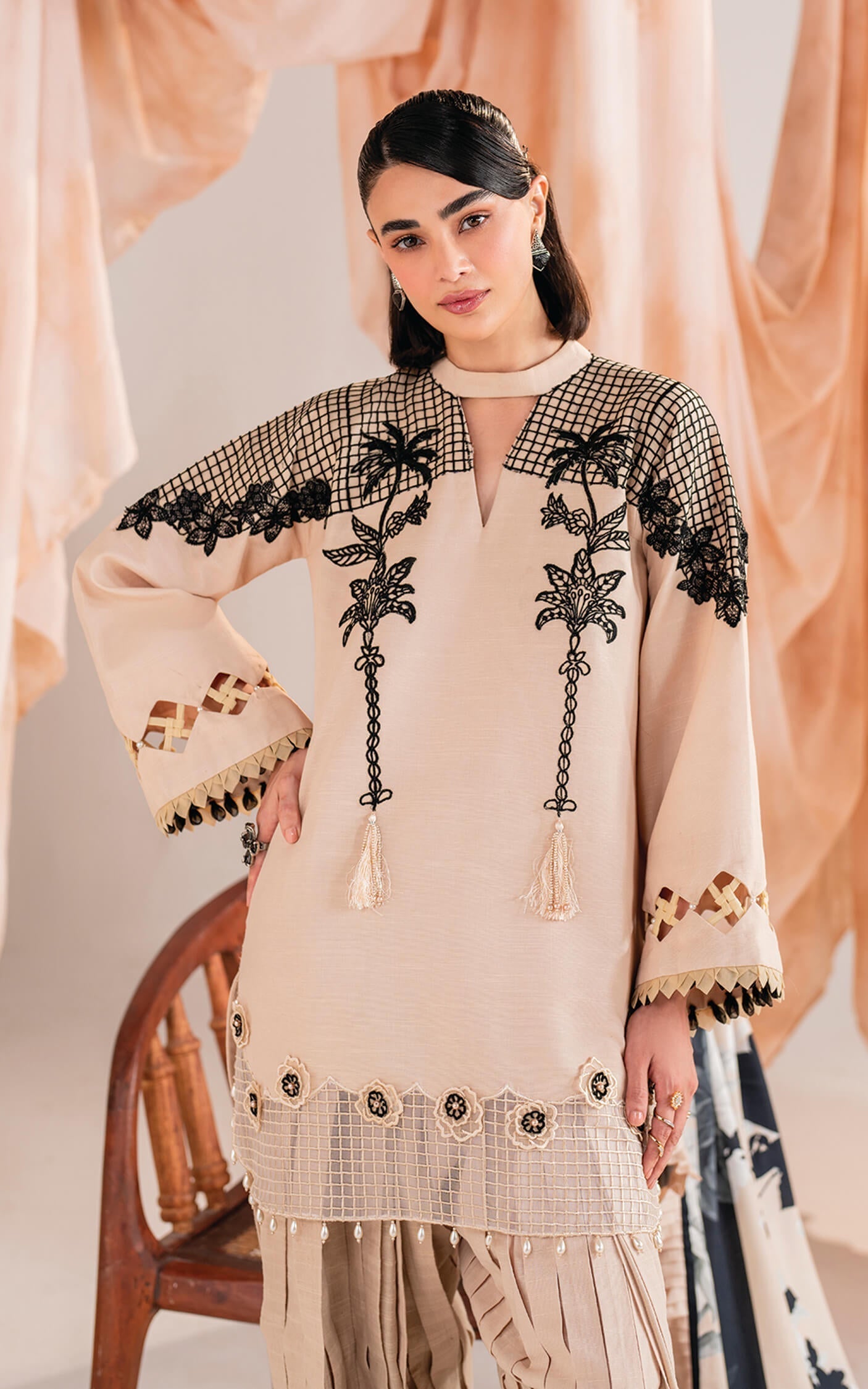 Asifa and Nabeel | Winter Meraki 24 | Cascade-MW-13 - House Of Anaya
