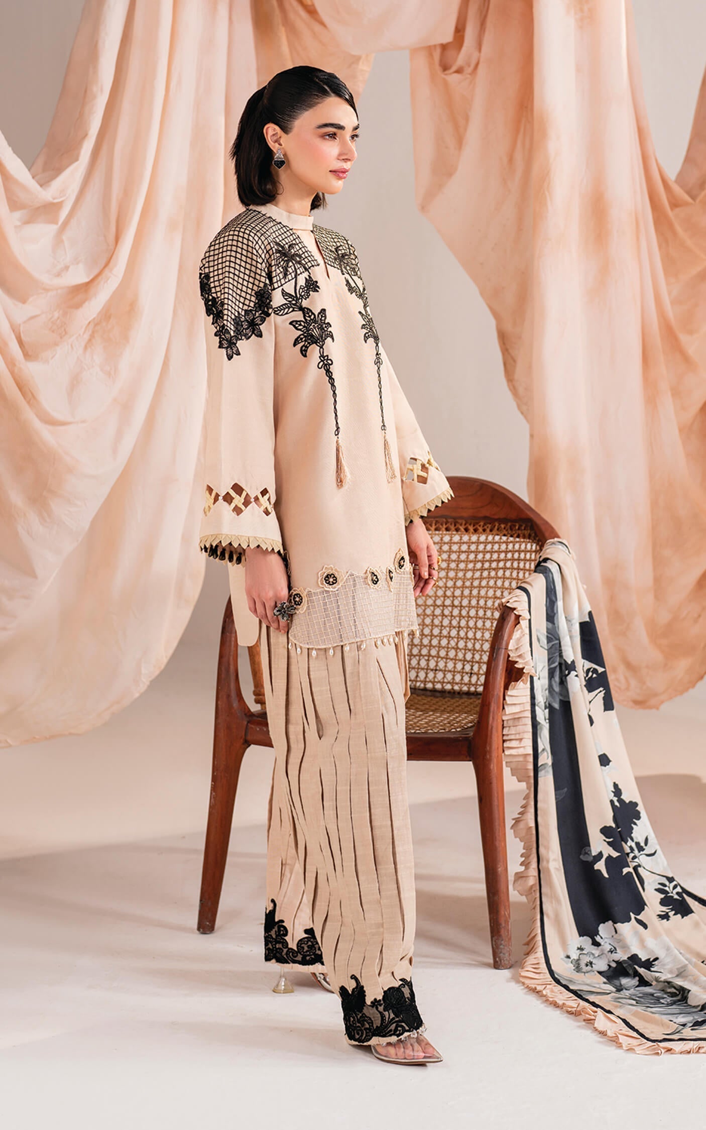 Asifa and Nabeel | Winter Meraki 24 | Cascade-MW-13 - House Of Anaya