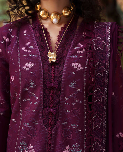 Republic Womenswear | Embroidered Pret 26 | Cysia