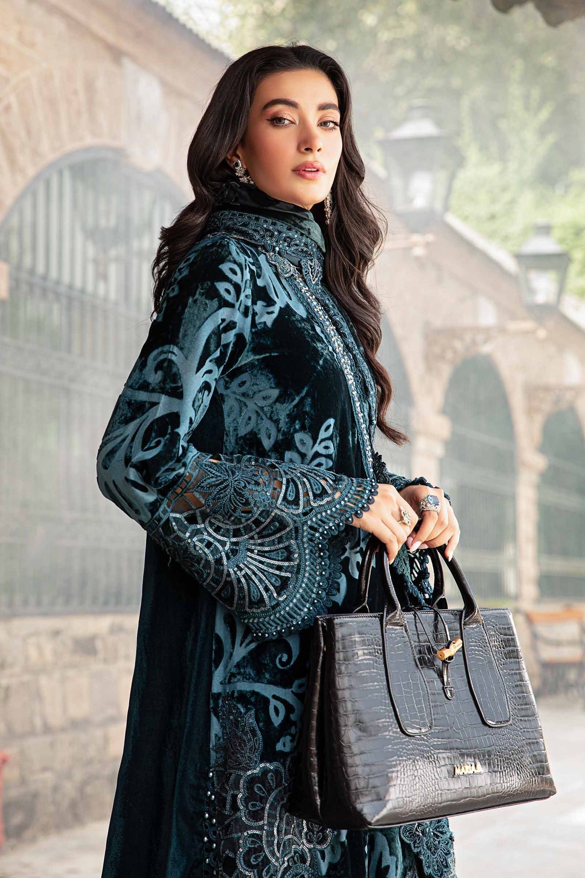 Maria B | Winter Luxe 24 | DL-1203
