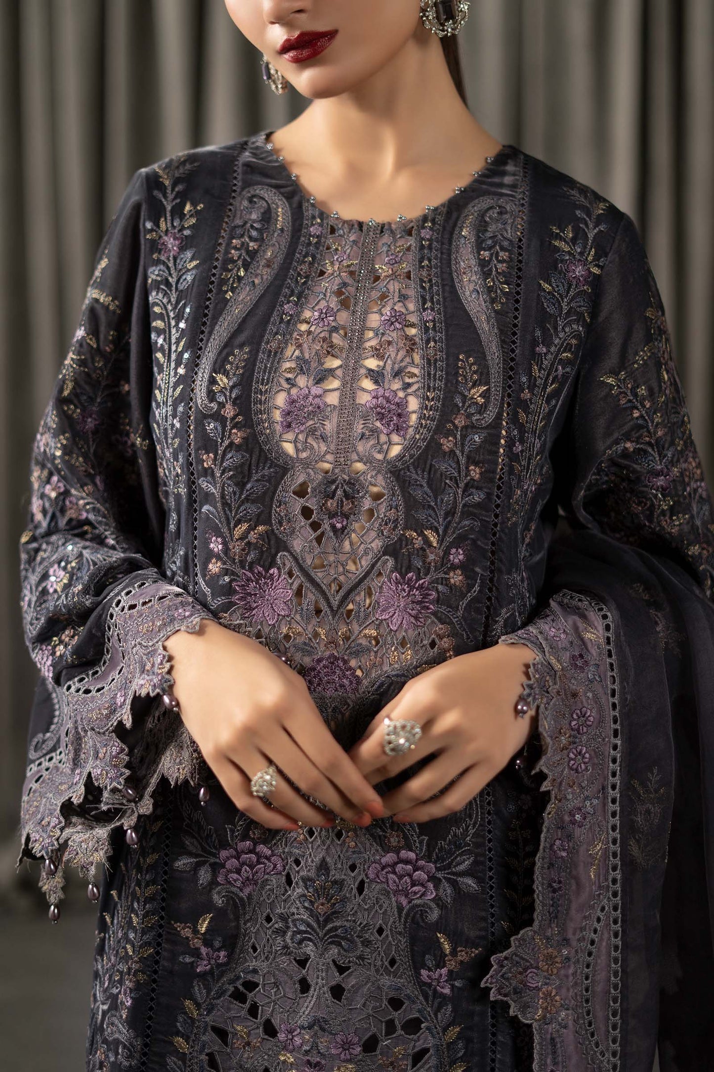 Maria B | Winter Luxe Pret 25 | WLS-1305