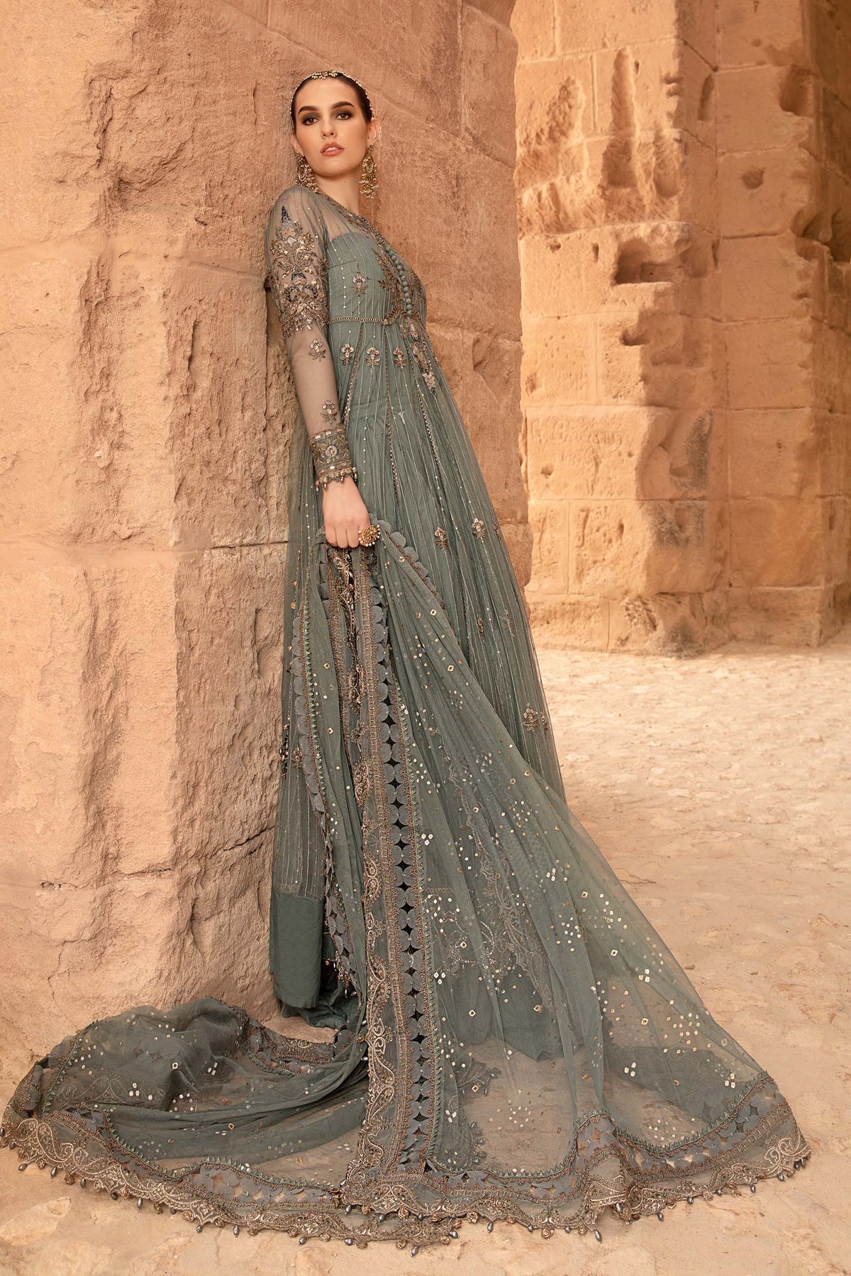Maria B - D-2403-A - Lawn