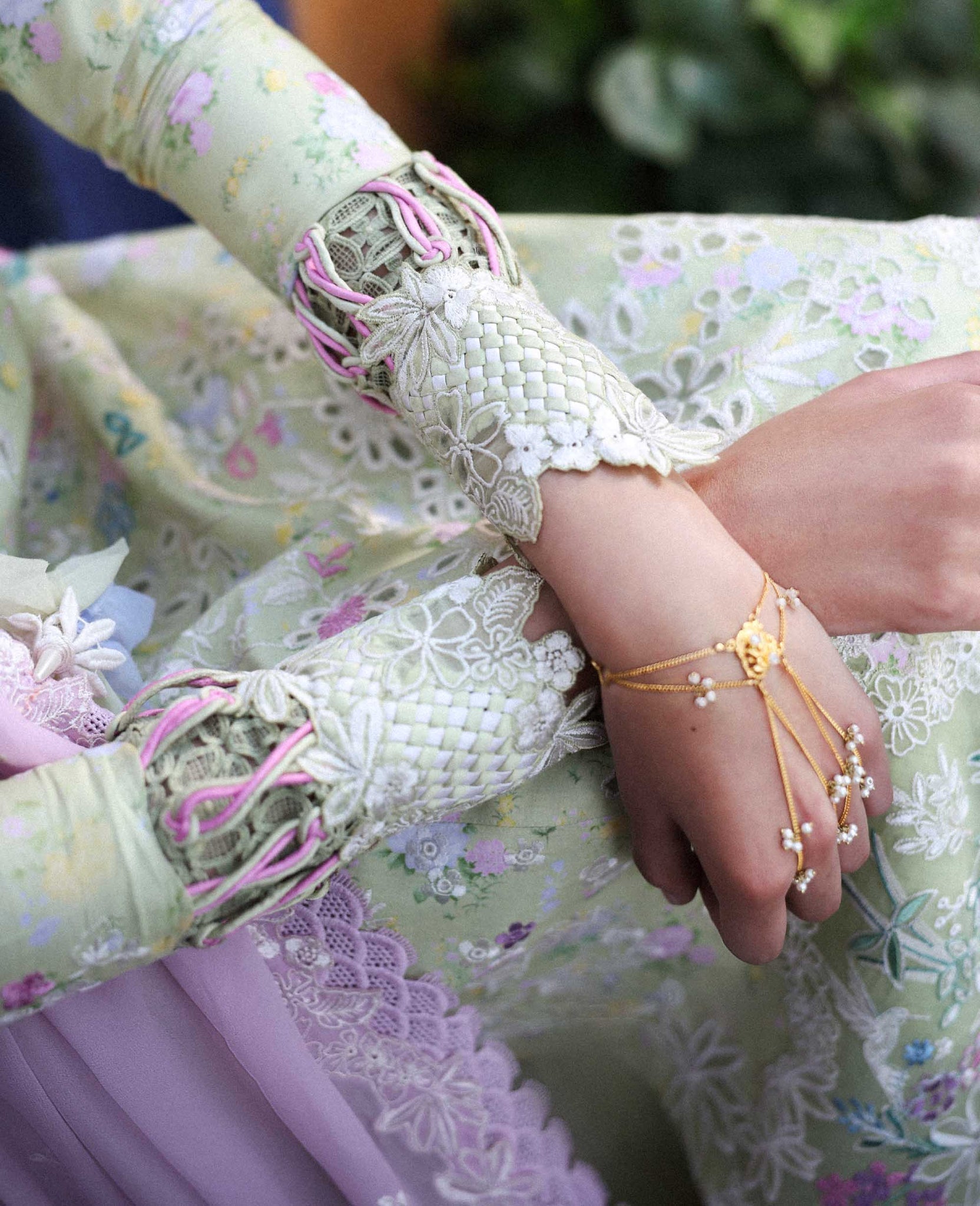 Republic Womenswear | Reine Luxury Lawn 26 | Perla