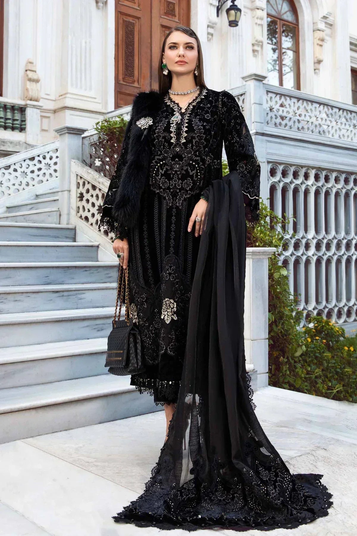 Maria B | Linen 23 | Black & Gold DL-1111 - House Of Anaya