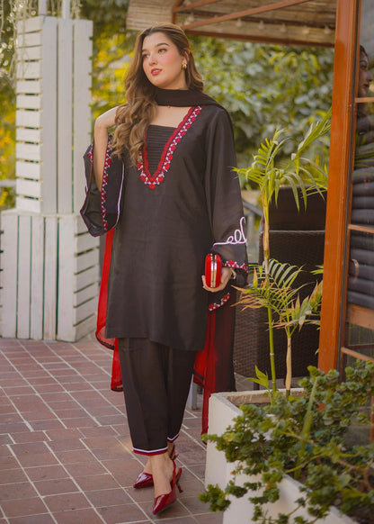 Fozia Khalid | Silk Spire | NOIR - House Of Anaya