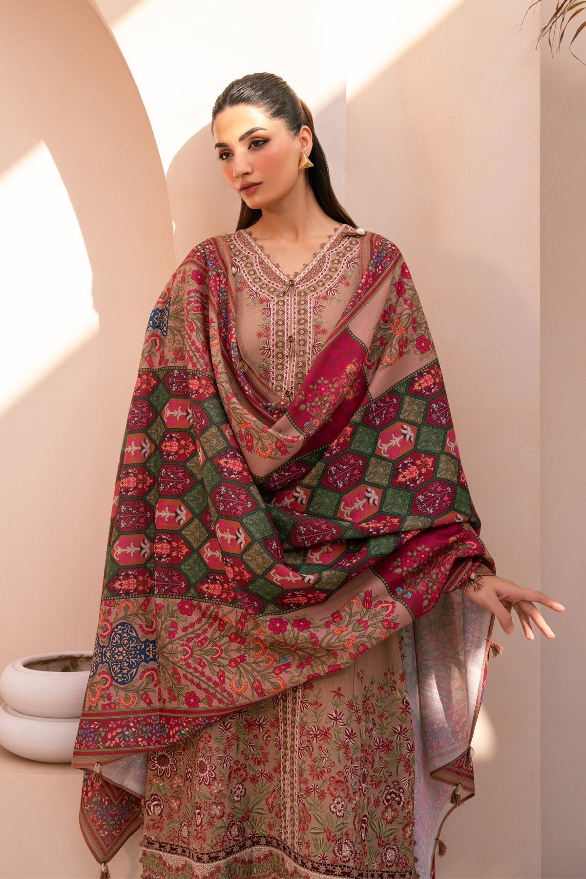 Xenia Formals | Rang e Khizan | DAFIYAH