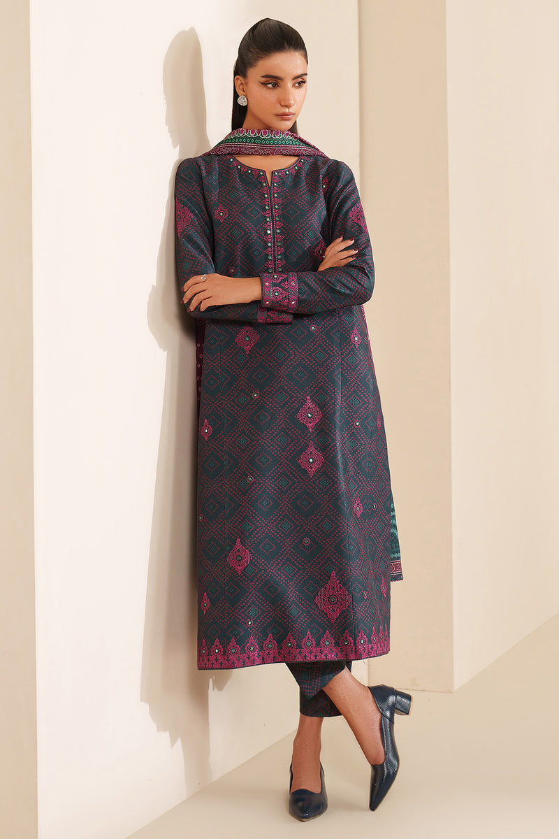 Jazmin | Winter 25 | UW-0230