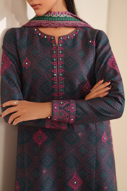 Jazmin | Winter 25 | UW-0230