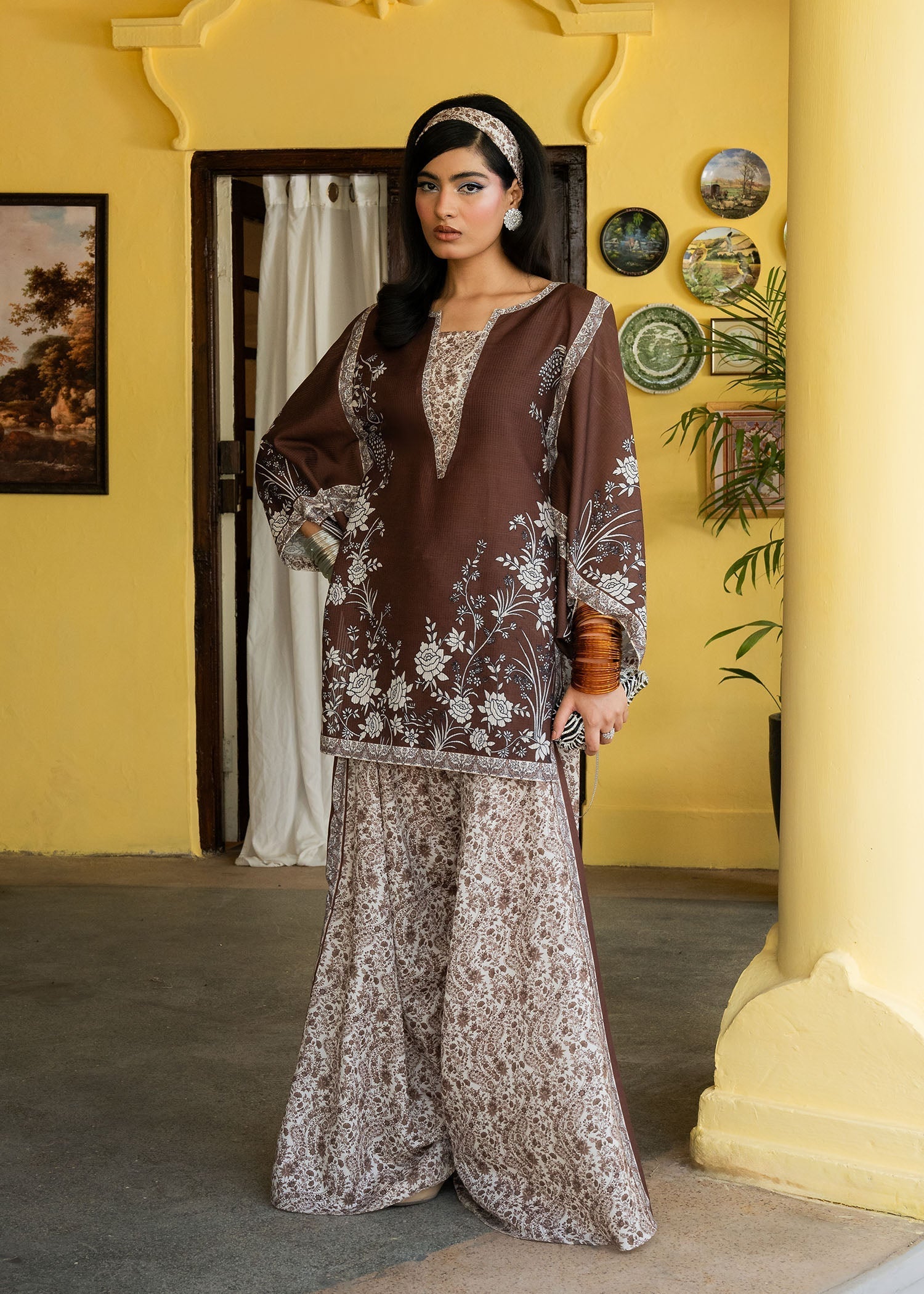Maria Osama Khan | Retro Lawn 25 | Laleen
