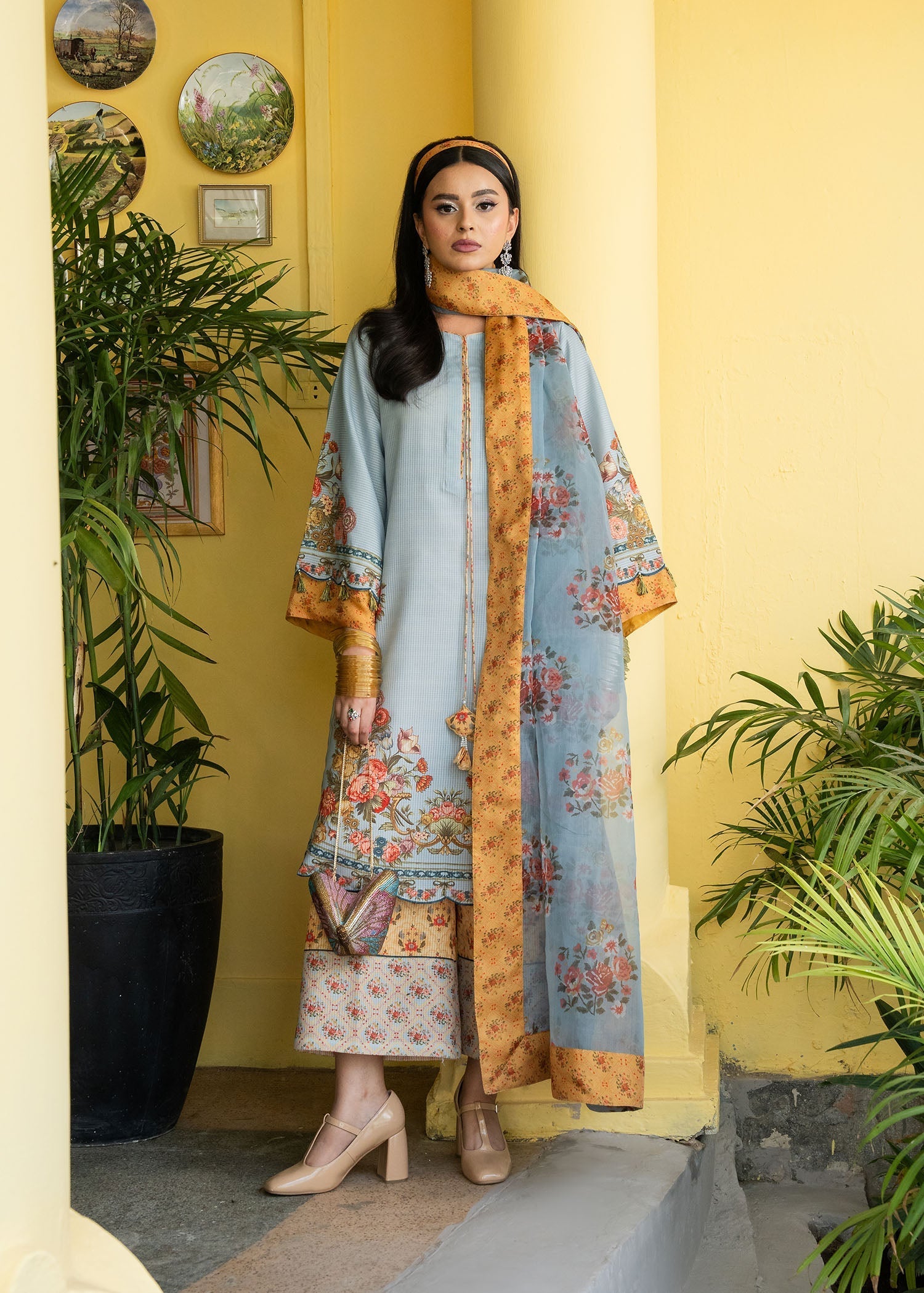 Maria Osama Khan | Retro Lawn 25 | Sama