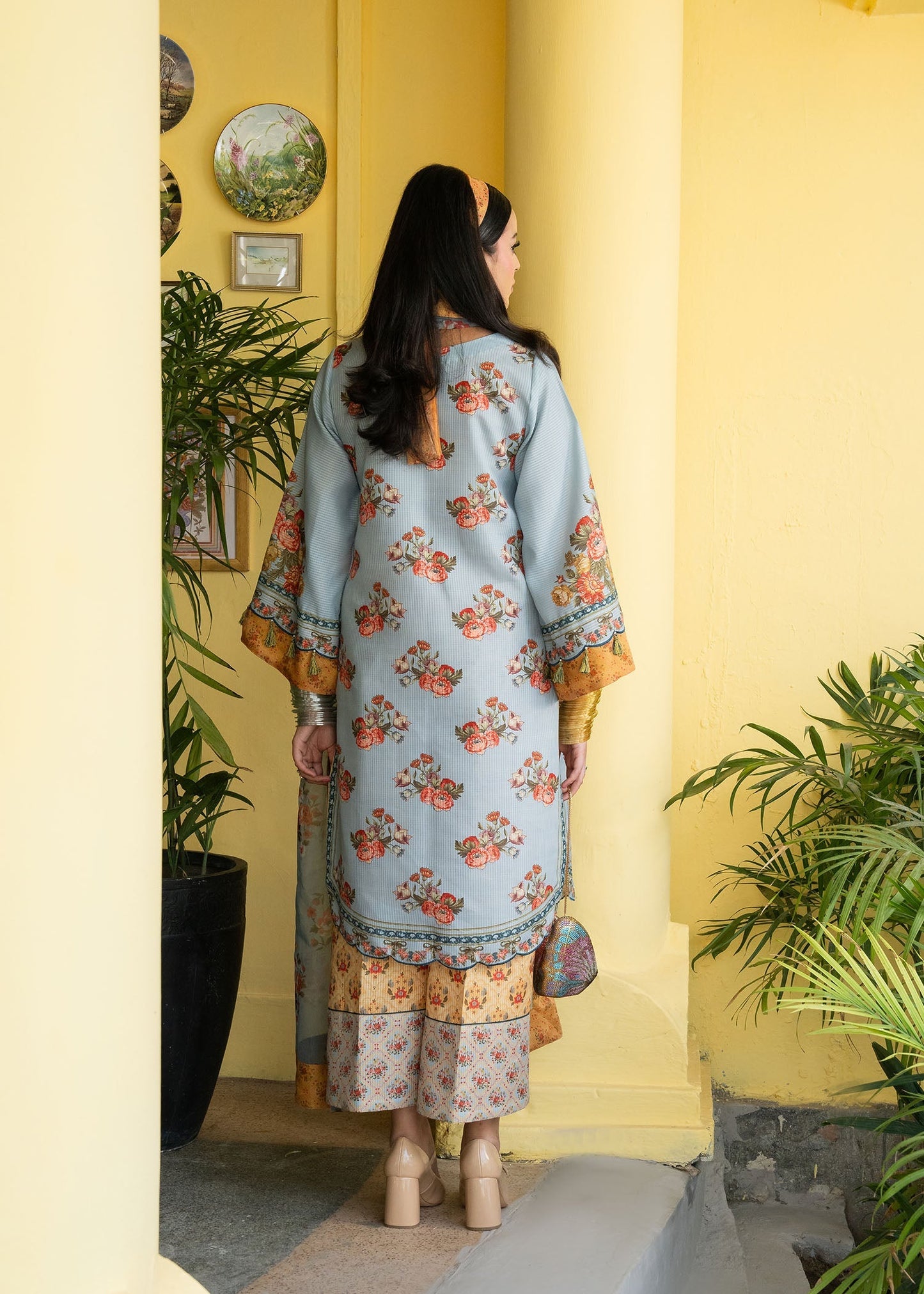 Maria Osama Khan | Retro Lawn 25 | Sama