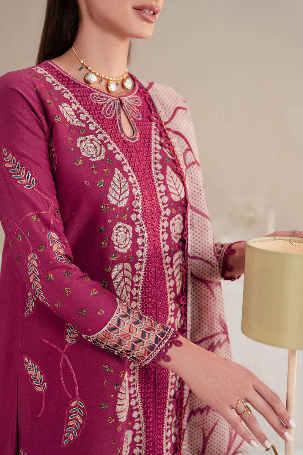 Jazmin | Iris EMBROIDERED DOBBY LAWN IL'25-D05