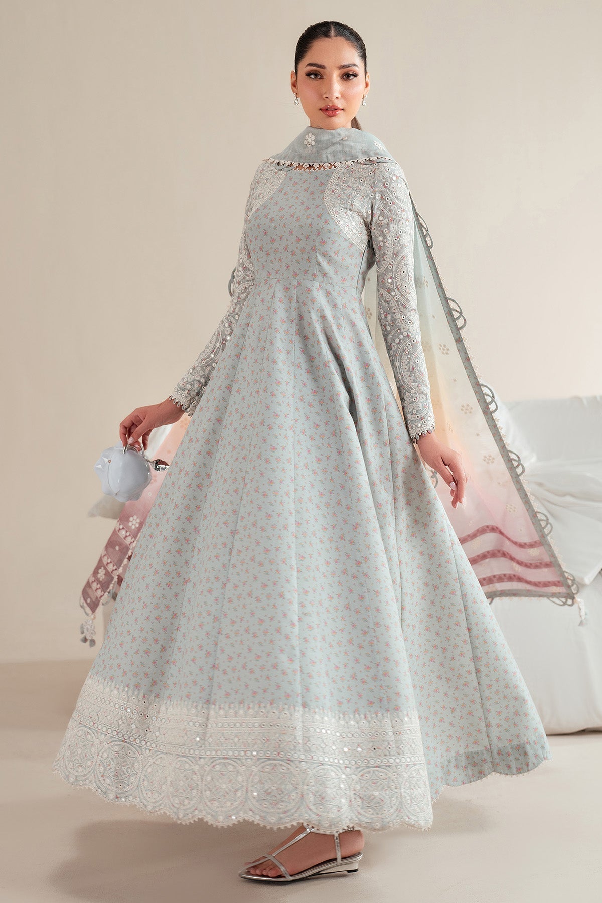 Jazmin | Iris Luxury Lawn 25 | IL'25-D04