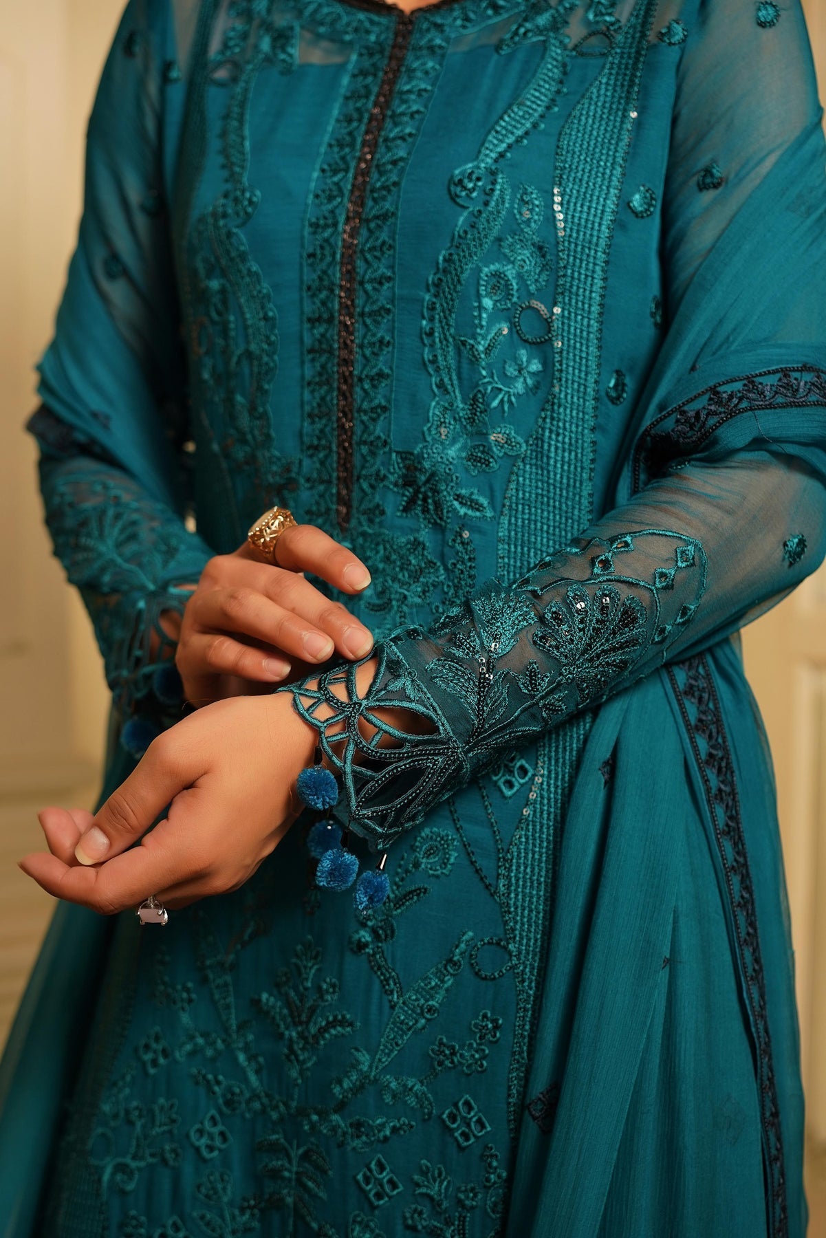 Maryams | Aarzu Formals | NAZ-ARZ-9001