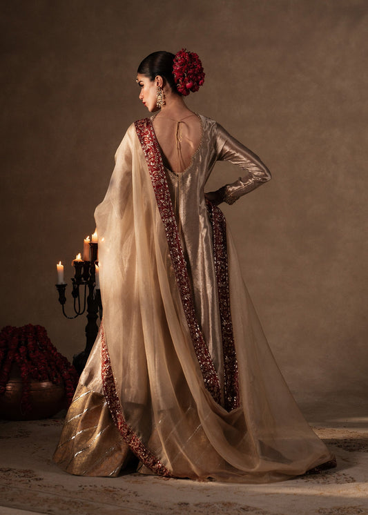 Sadaf Fawad Khan | Nafees Formals 25 | Zarrah