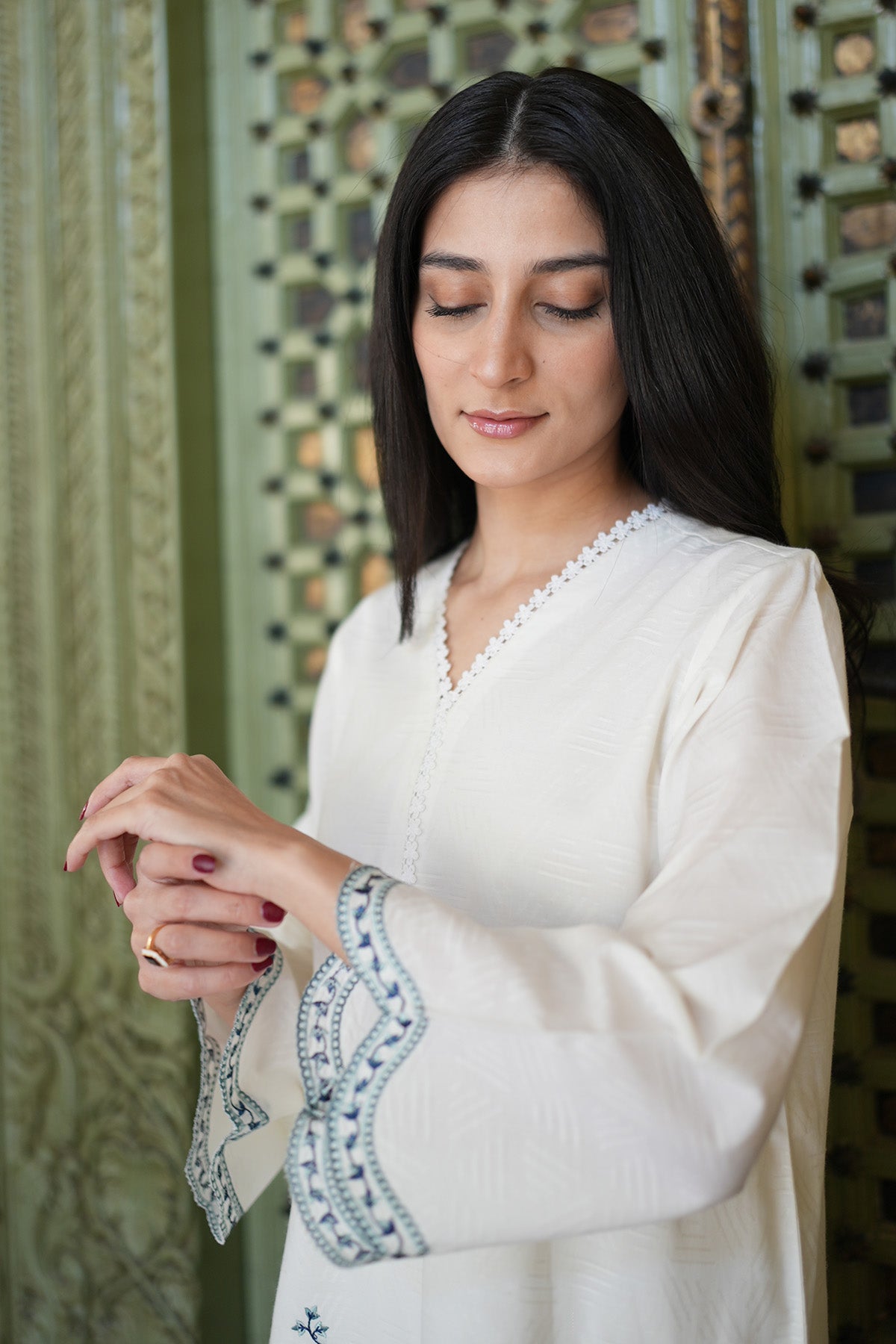 Sahar | Ready to Wear Basics | Dove'S Grace - House Of Anaya