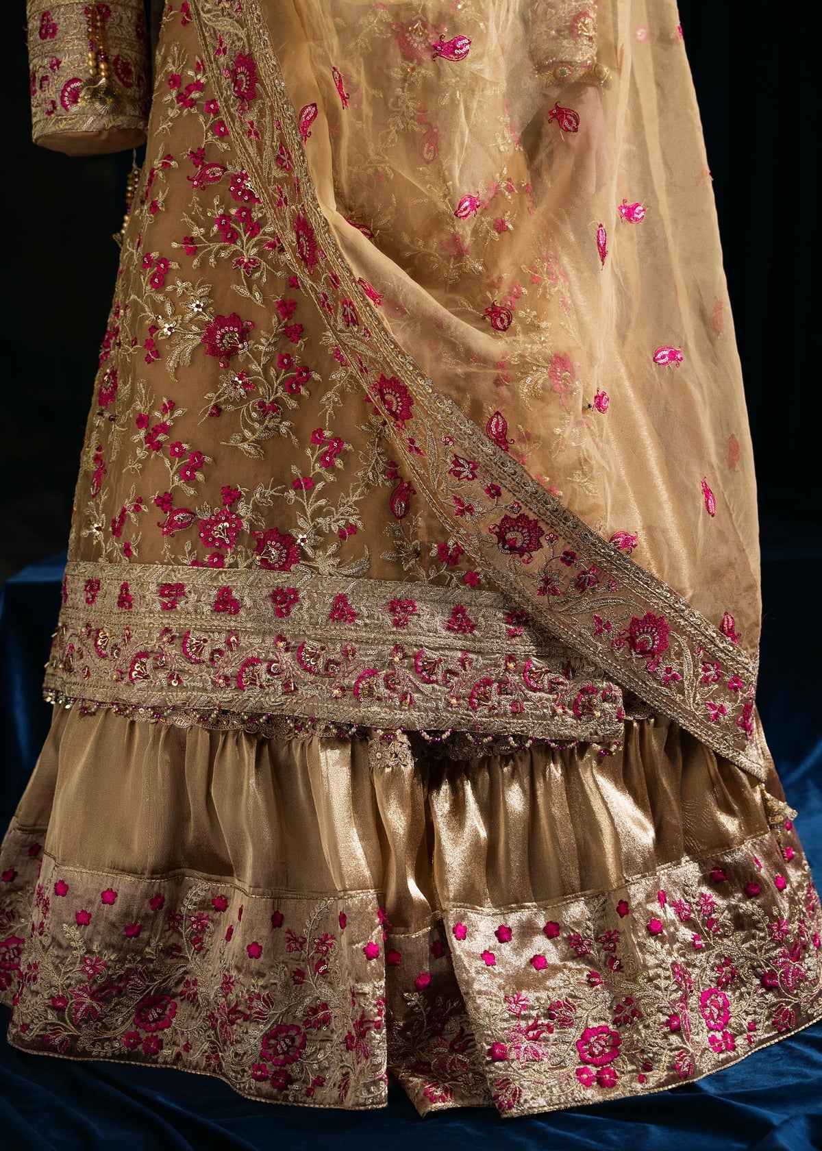 Shurooq | Vasl-e-yaar | Raeesa