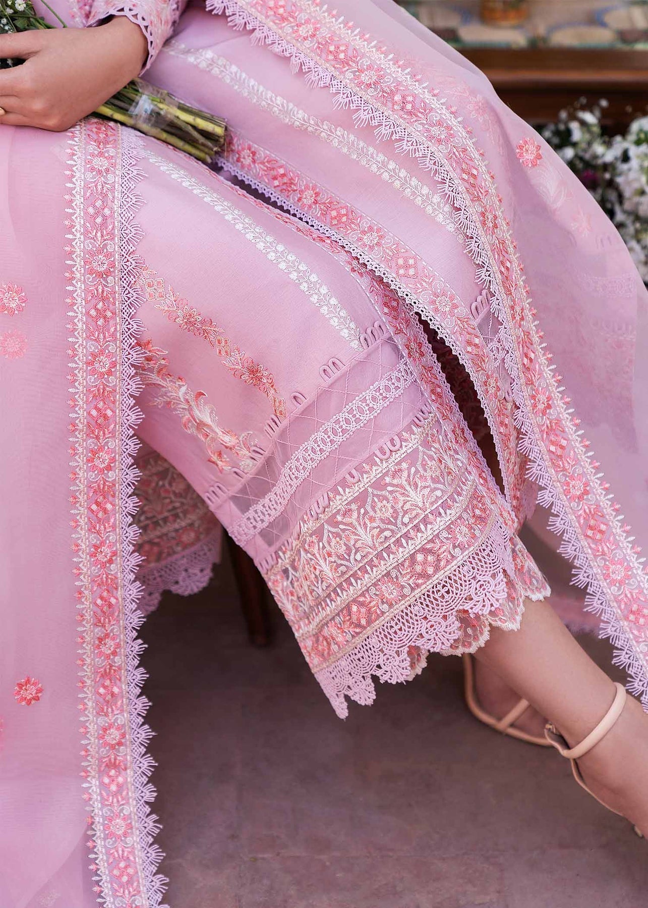 Akbar Aslam | Pret Lawn | MYSTERE