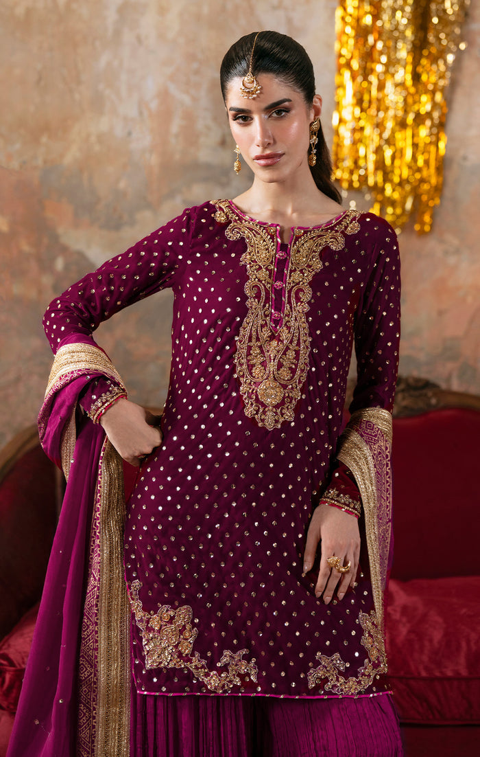 Maya | Viola Luxe Velvet 25 | ELVINA