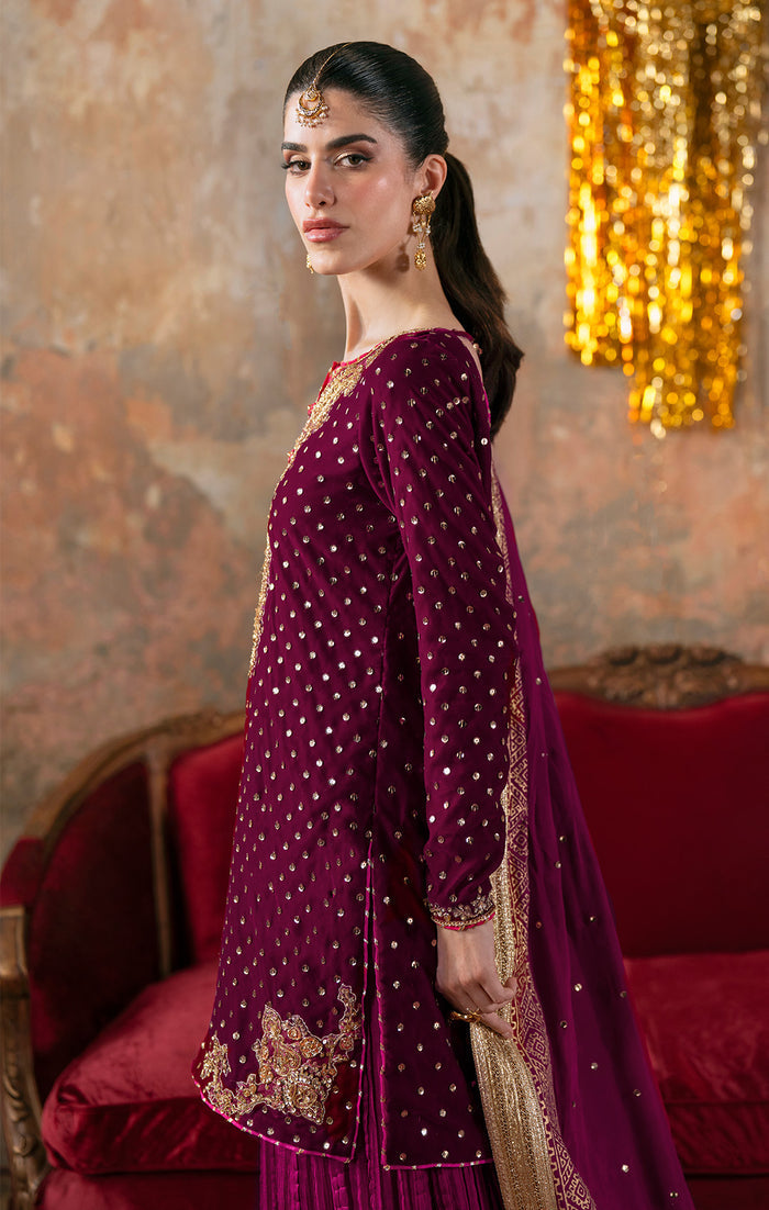 Maya | Viola Luxe Velvet 25 | ELVINA
