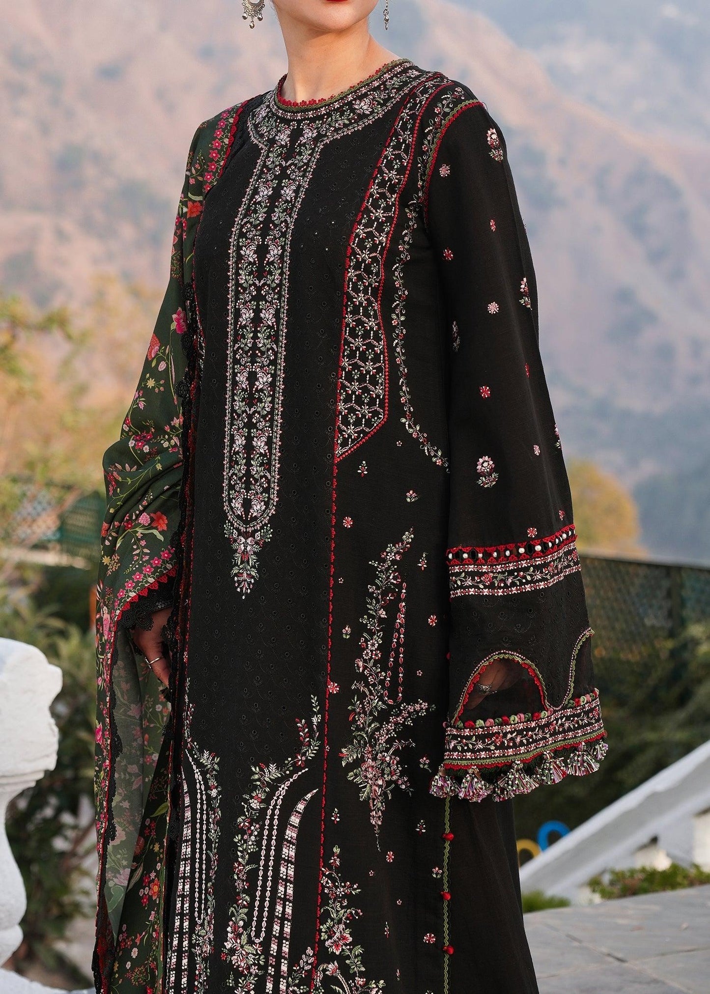 Hussain Rehar | Winter Shawl 24 | Zobia