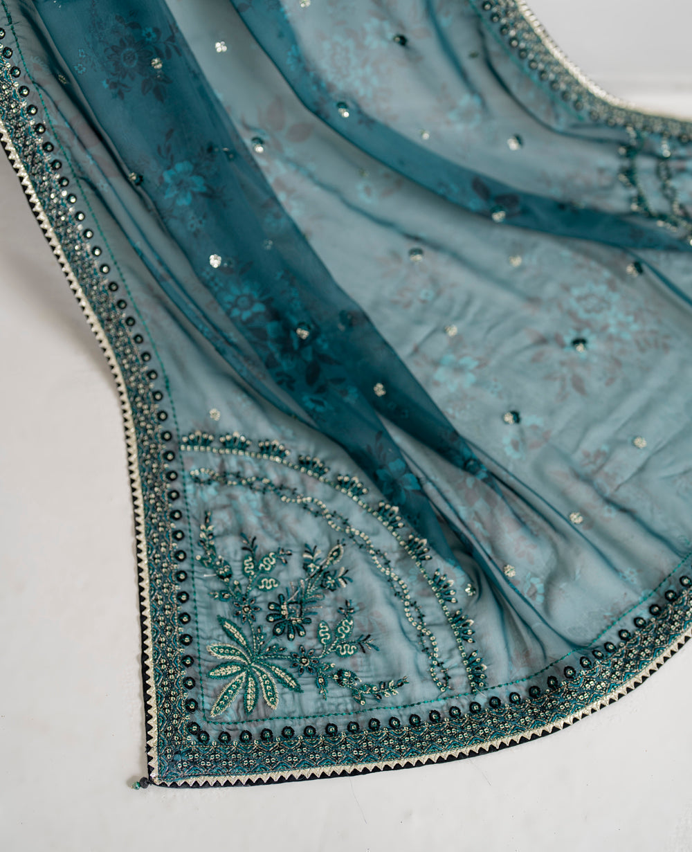 Xenia Formals | Raahi Luxury Formals | AURA - House Of Anaya