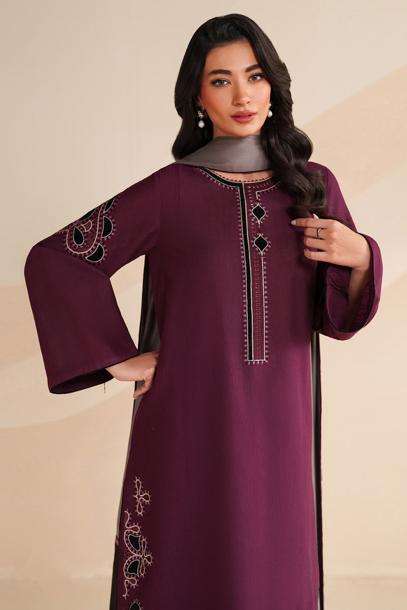 Jazmin | Winter 25 | UW-0218