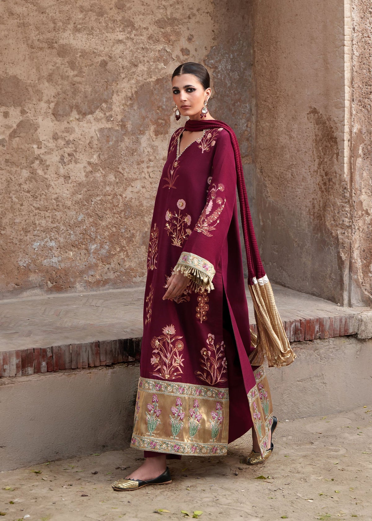 Sadaf Fawad Khan | Zeenat Formals-26 | Rangrez
