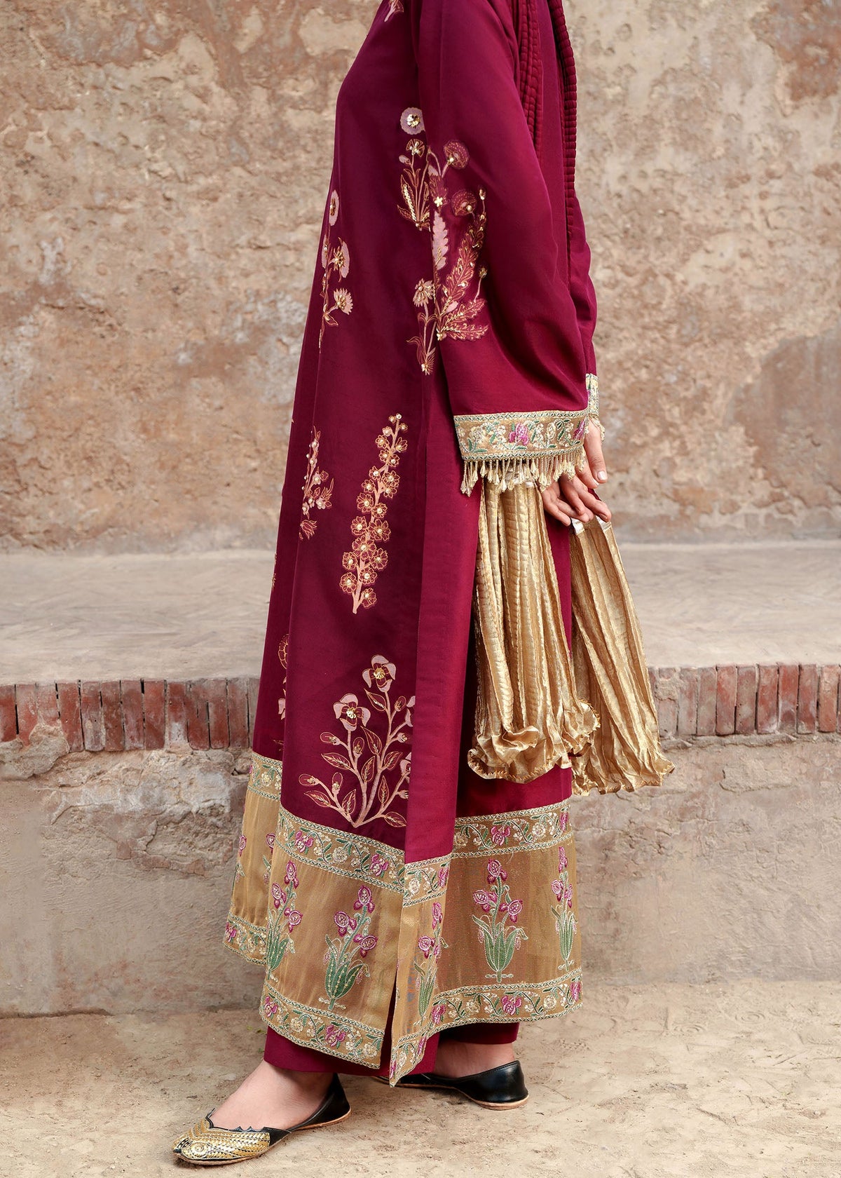 Sadaf Fawad Khan | Zeenat Formals-26 | Rangrez