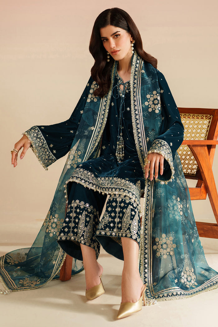 Jazmin | Velvet Vogue 25 | VVF D-2