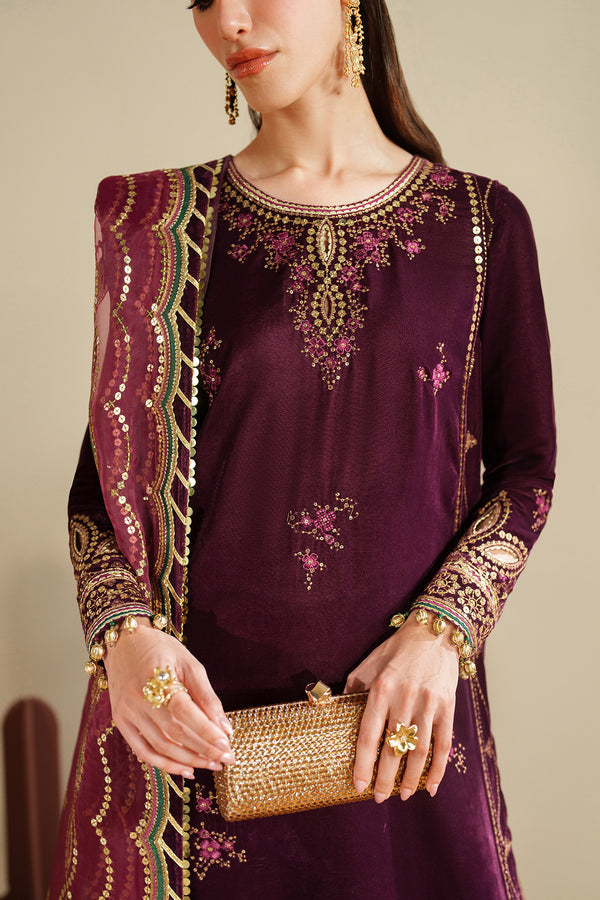 Jazmin | Velvet Vogue 25 | VVF D-4
